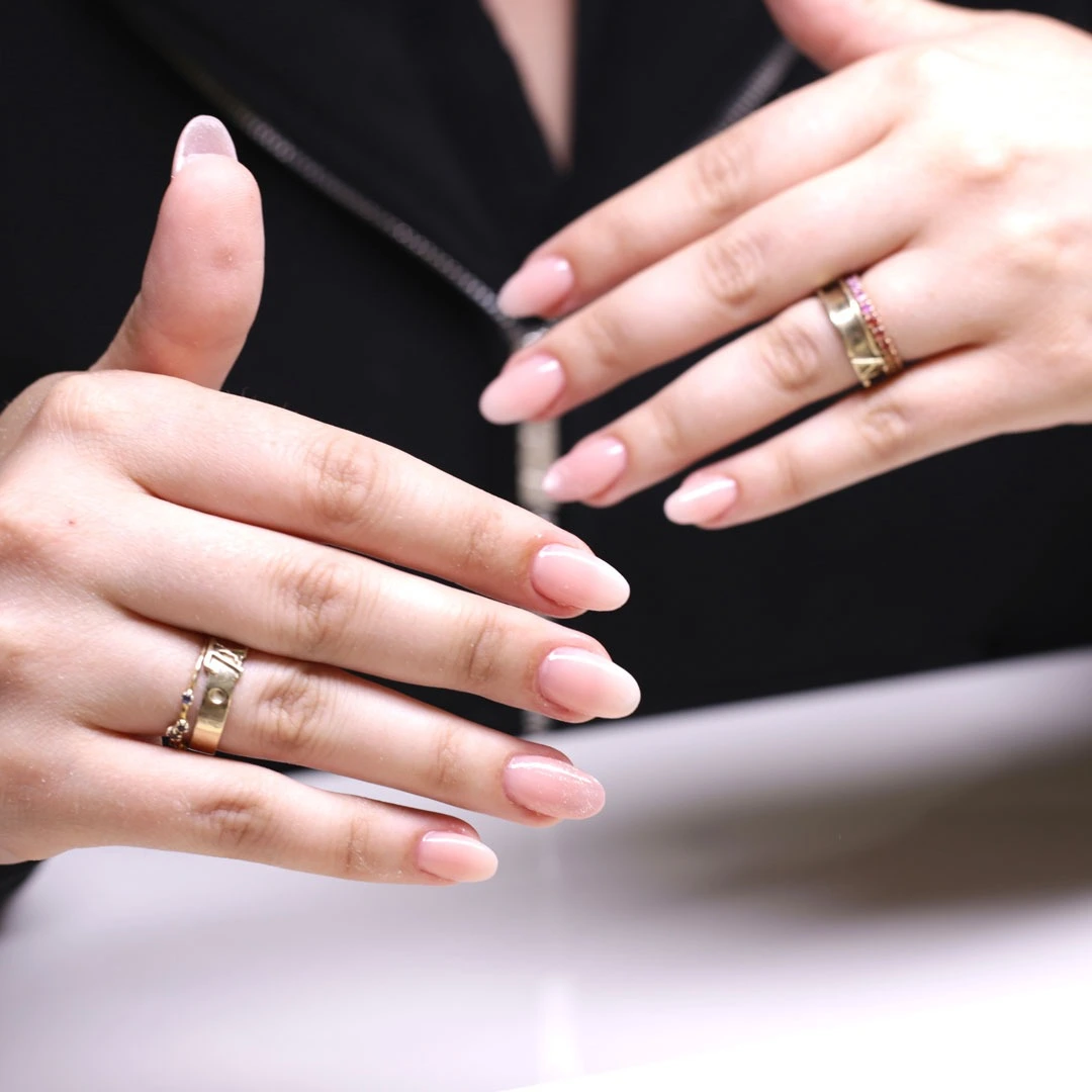 Naturnägel mit zartem Nude-Look – gepflegte Nägel vom Nagelstudio Osnabrück